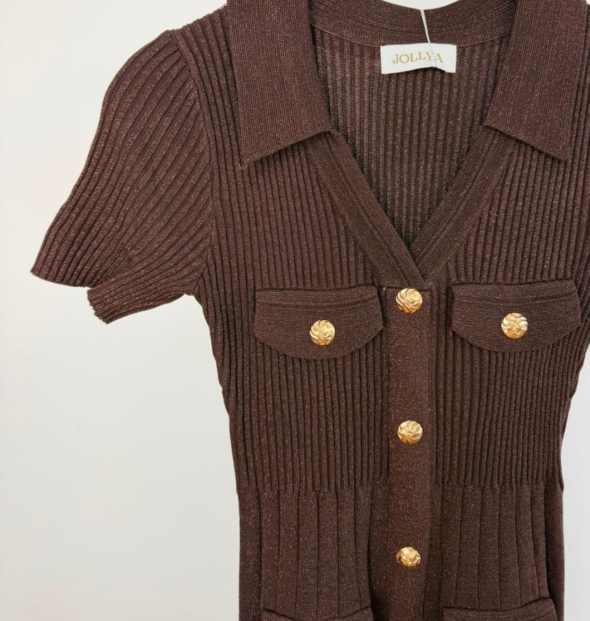 robe en maille sculptante a boutons dorés Sé Pop !